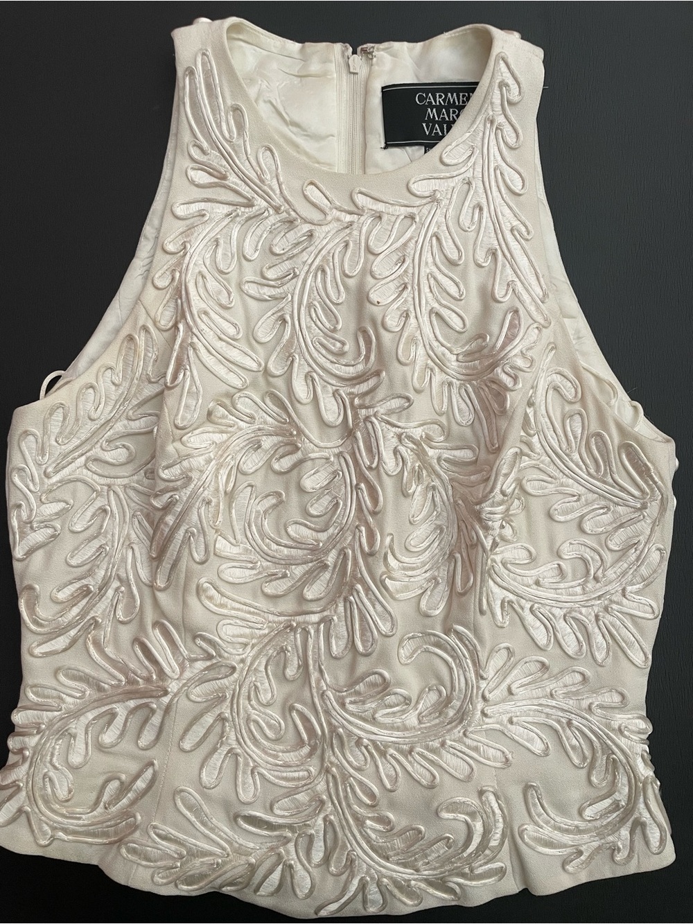 Elegant bodice to elevate any outfit